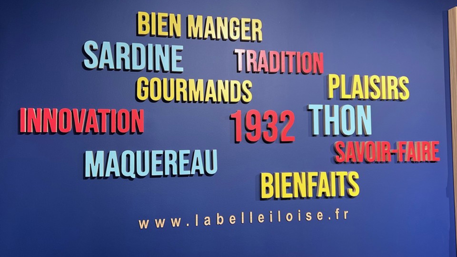 False ?  : La Belle Iloise Photo 4