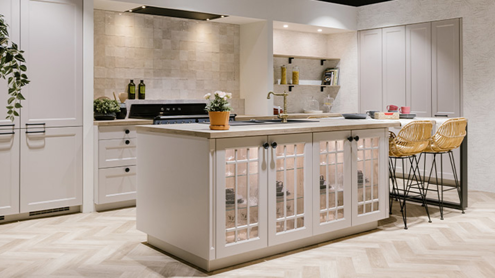 False ?  : 5.DORDOGNE