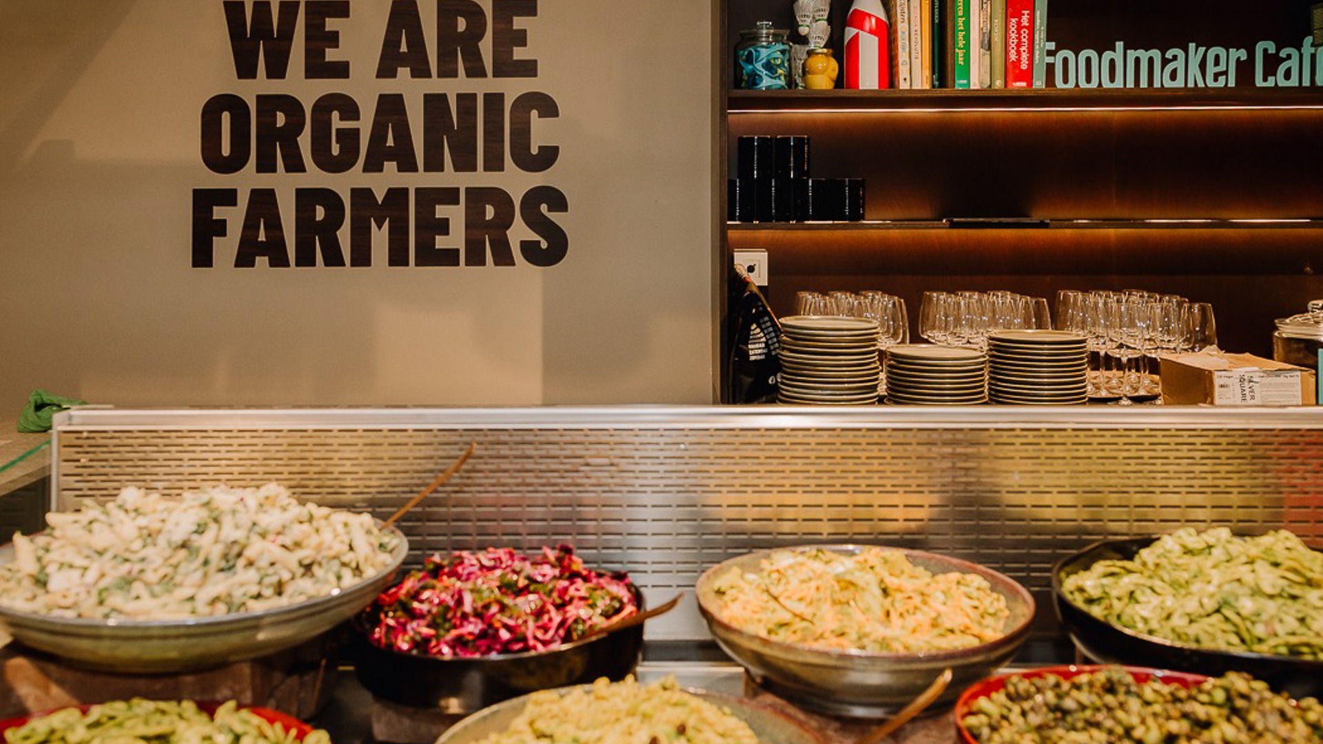 False ?  : Foodmaker Café 3