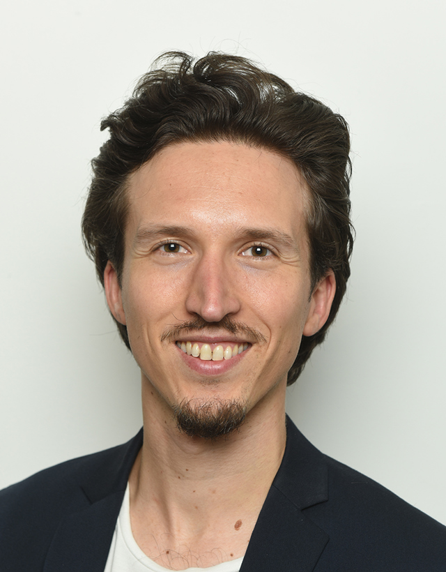 Un entrepreneur IA passionné, Thomas Van de Walle, rejoint la franchise IA Valenta.io
