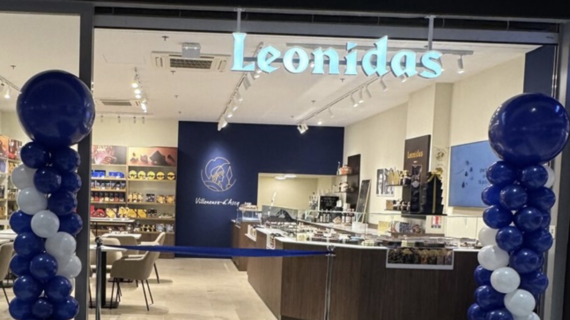 False ?  : Leonidas Photo 3 2025