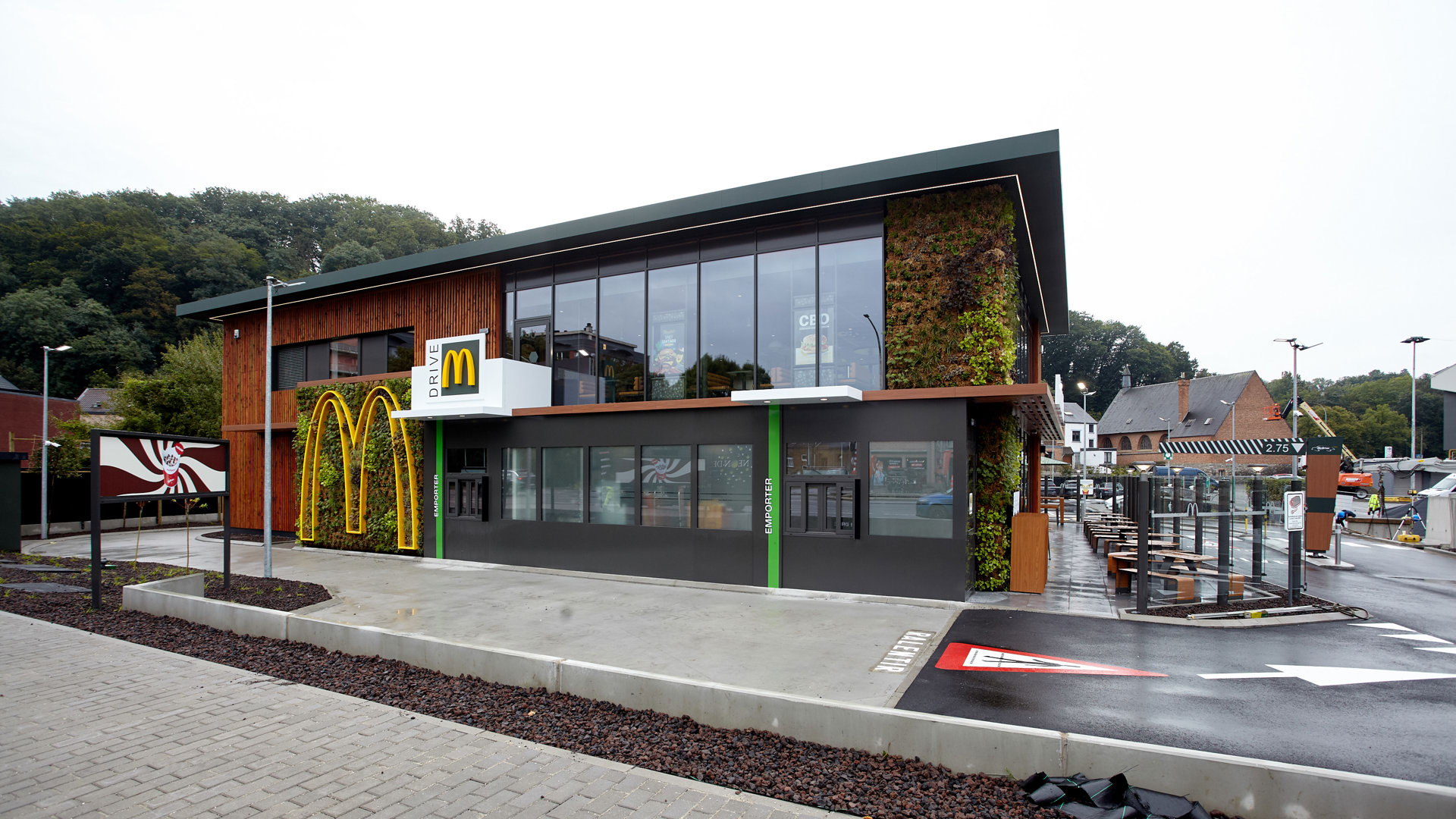 False ?  : Mcdonald's 4