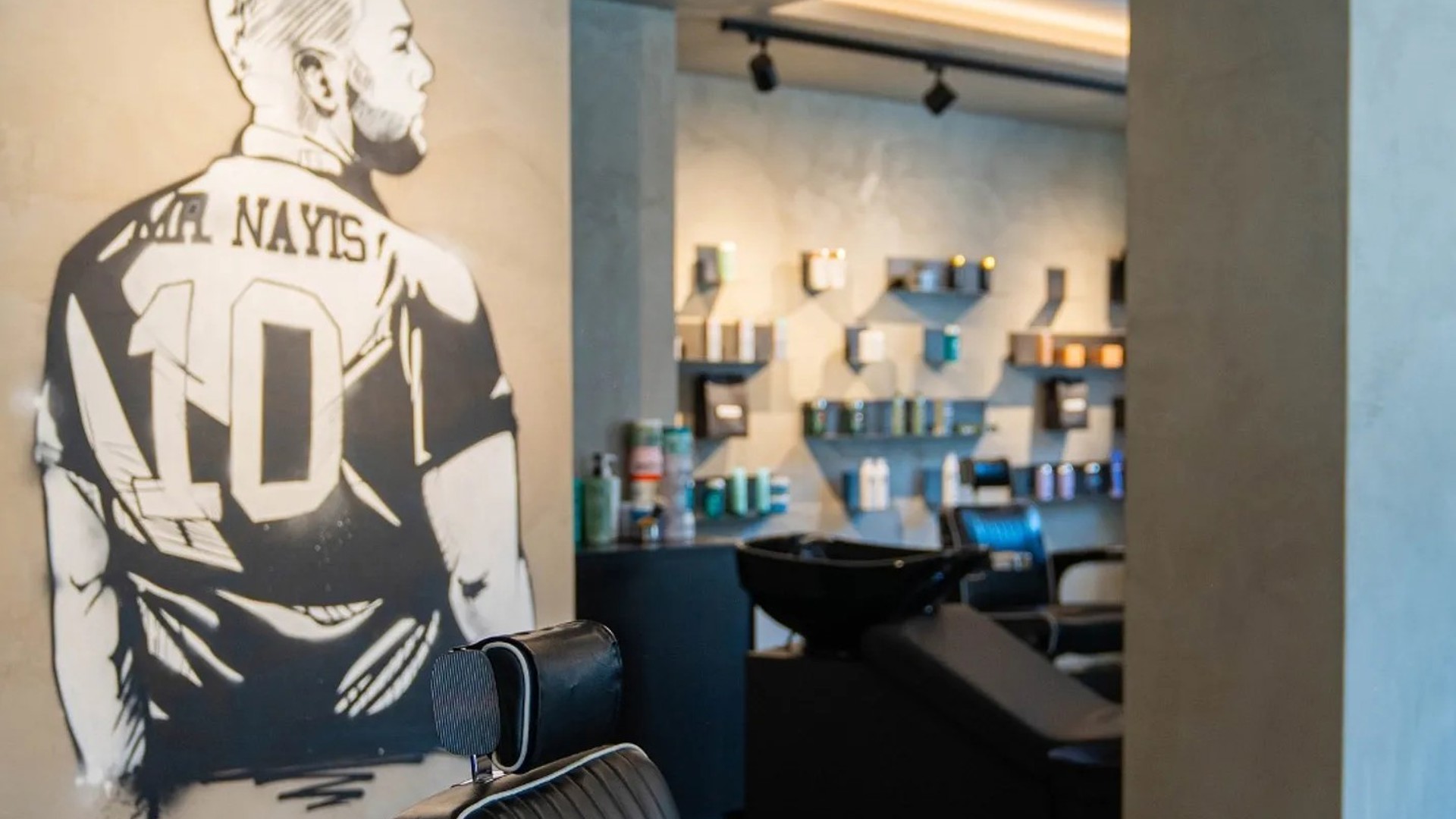 False ?  : Photo Mathieu Nayis Intérieur3