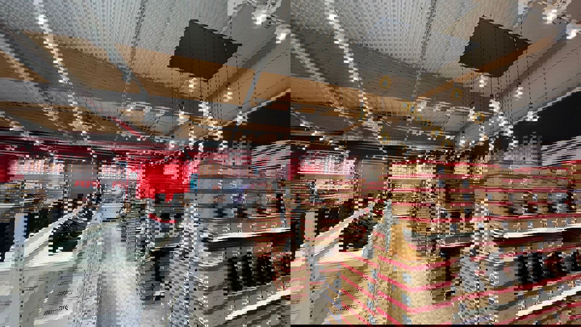 False ?  : Chaussea Photo 6