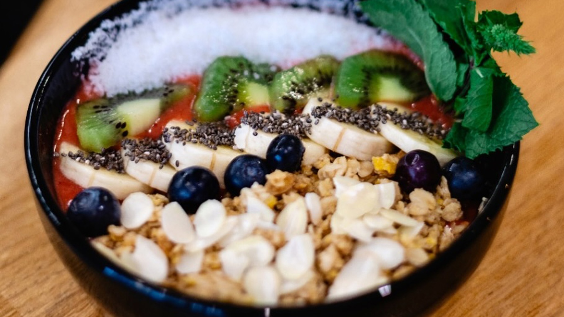 False ?  : Luxalad 6