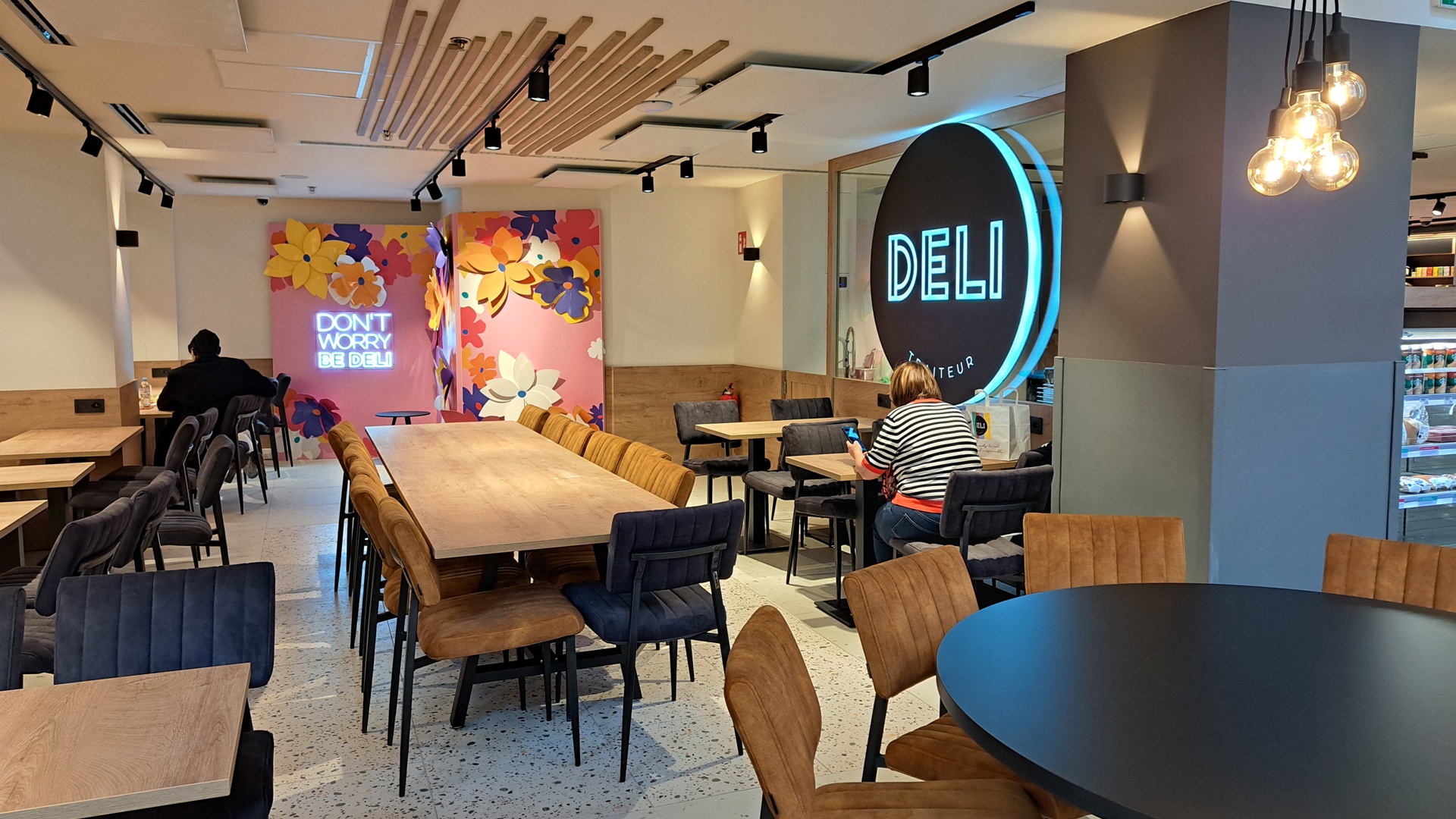 False ?  : Deli F 7