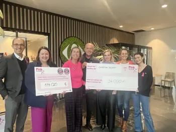 Carrefour Pink Ribbon (1)