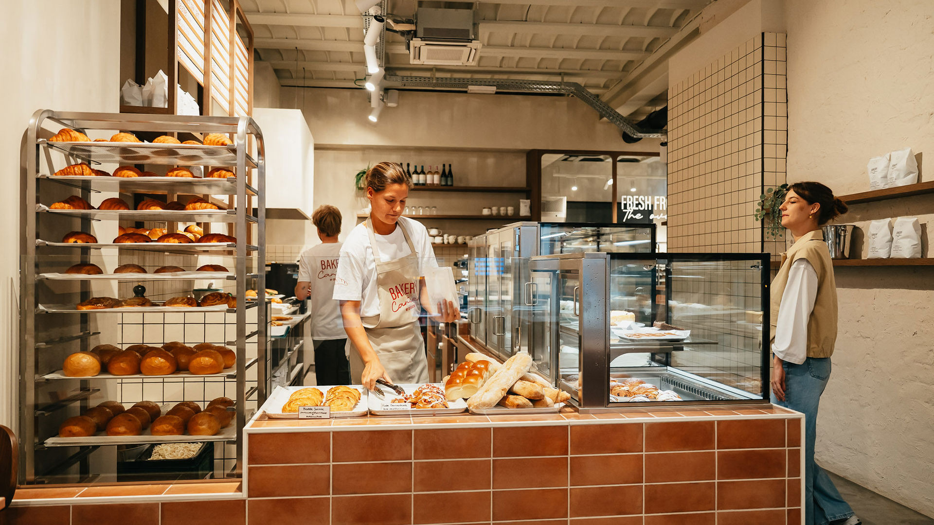 False ?  : Bakery Canteen 1