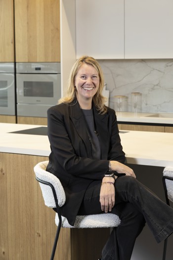 Isabelle Debetencourt Schmidt