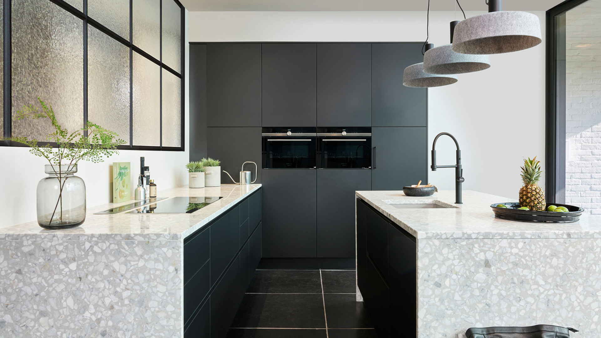 False ?  : Grando 2025 D